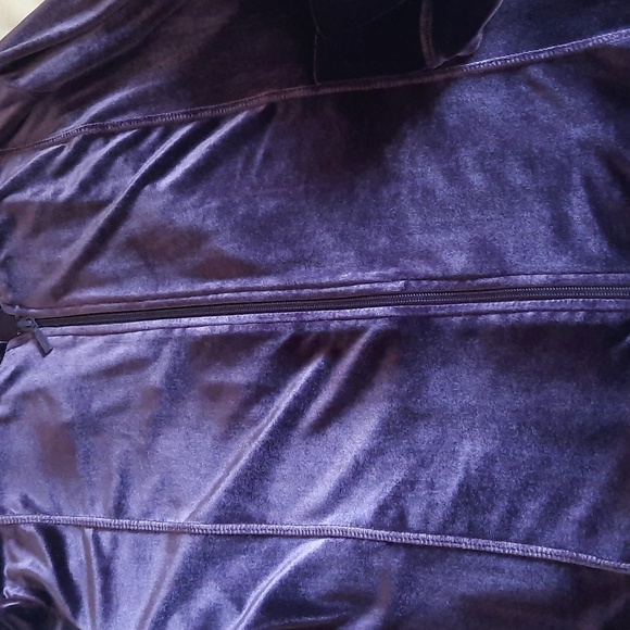Sno Skins XL Women's Purple Velour Hoodie - Picture 5 of 8